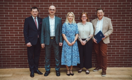 Ivan Nový a Jana Abíková z Katedry managementu mezi trojicí nejlepších pedagogů FPH